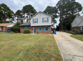 5060 Chesapeake Rd, Fayetteville, NC 28311