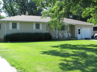 202 Bedrock Ln, Cavalier, ND 58220