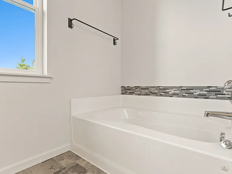 24949 SW Baker Rd — Photo 42