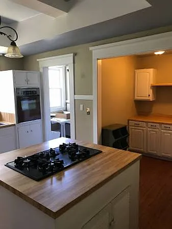 3 bed, 2000 sqft, $2,600 — Photo 2