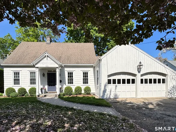 464 Round Hill Road, Fairfield, CT 06824