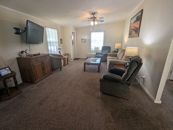 4th image of 24 E Hampton Dr #24