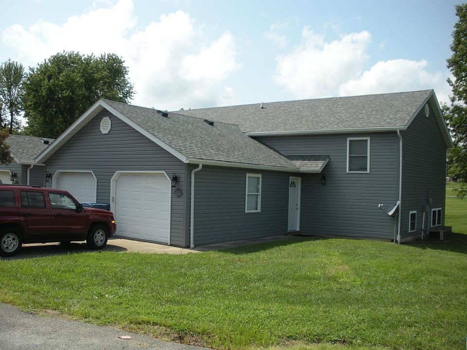 1st image of 906 Finney Dr