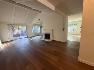 6564 Red Deer St, San Diego, CA 92122