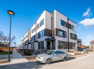 40 Ed Clark Gdns #TOWNHOUSE 1, Toronto, ON M6N3A9