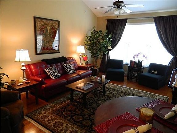 4th image of 3201 Aspen Grove Dr APT I8