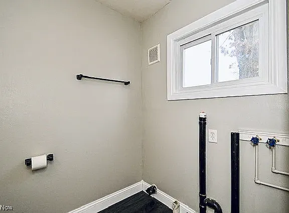 1612 10th St SW — Photo 24