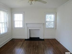 4th image of 2275 Gwyn Ct NW