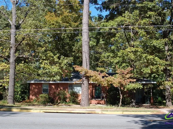 712 Green St, Warner Robins, GA 31093