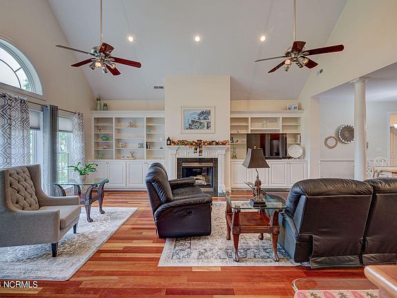 5th image of 10172 Stoney Brook Court SE