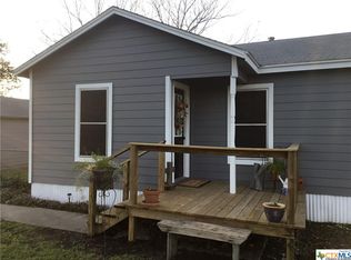 303 E Old County Rd, Granger, TX 76530