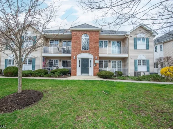 105 Roseland Ave #1404, Caldwell Boro Twp., NJ 07006