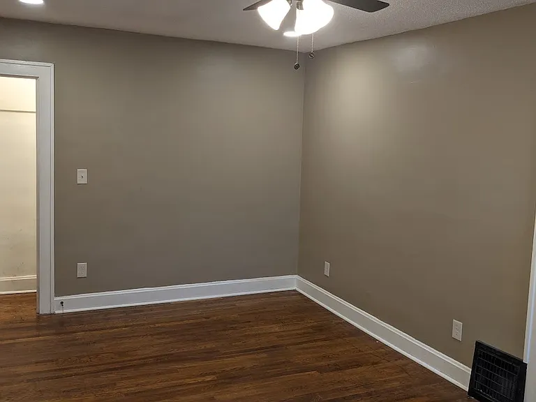 5322 Garfield Ave — Photo 3