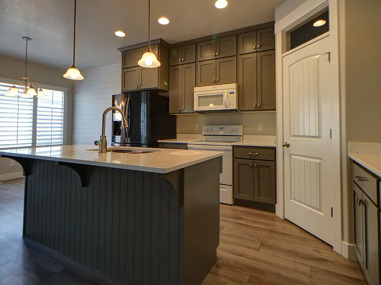 14447 S Quiet Shade Dr — Photo 3