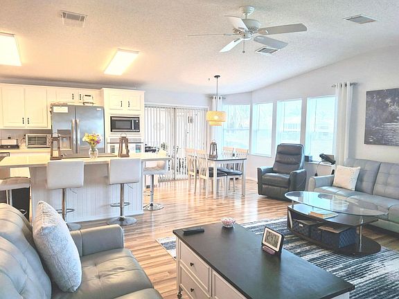 3rd image of 3609 Spatterdock Lane