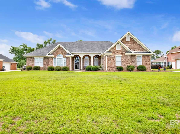 9345 Clubhouse Dr, Foley, AL 36535