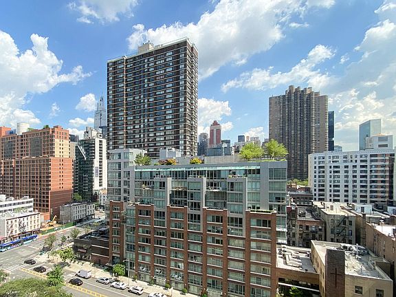 3rd image of 300 E 33rd St APT 11E