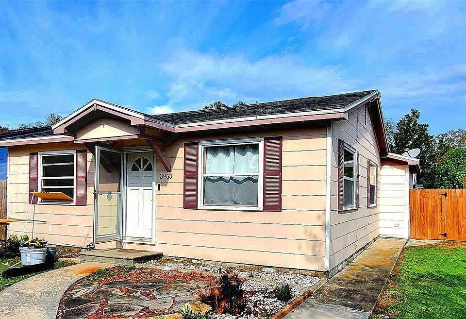 1st image of 3963 52nd Ave N