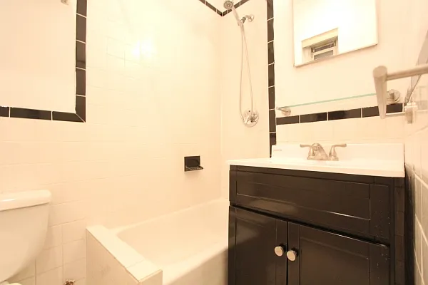 Rented by Citi Habitats | media 19