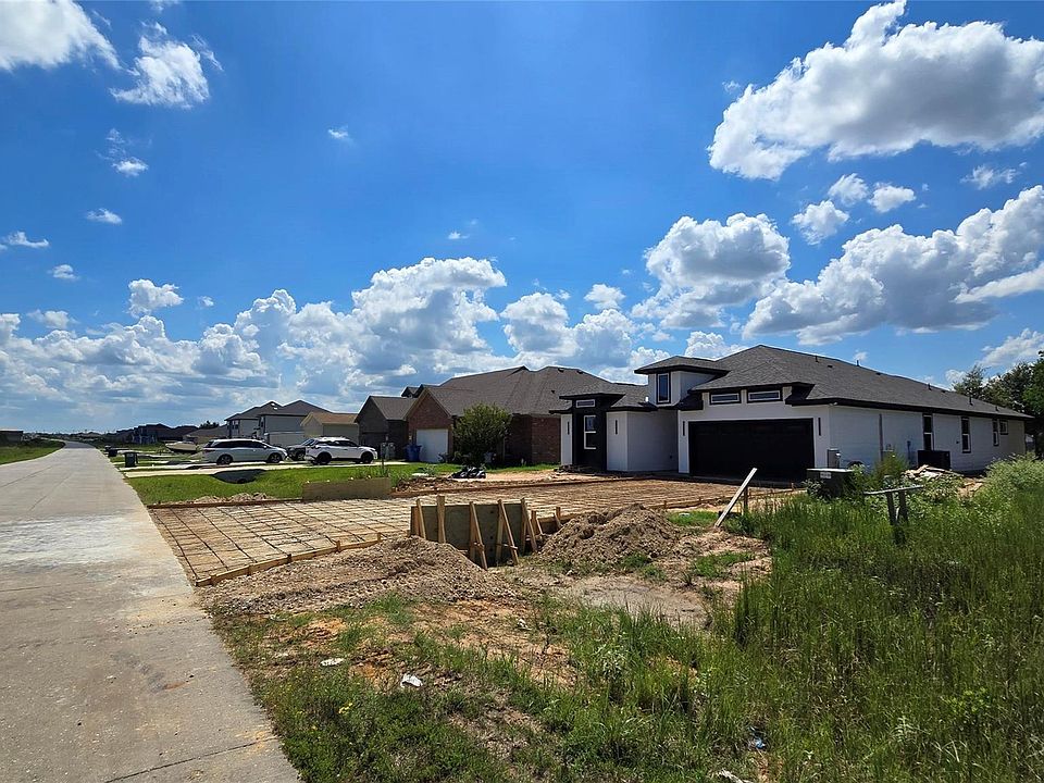 2nd image of 152 Road 5714