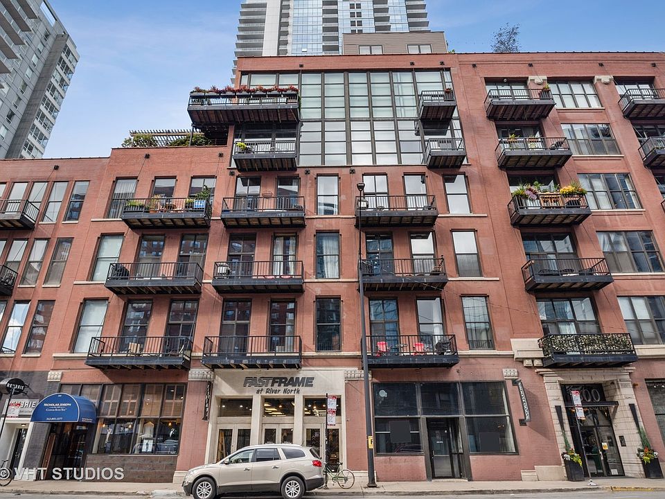 1st image of 300 W Grand Ave APT 501