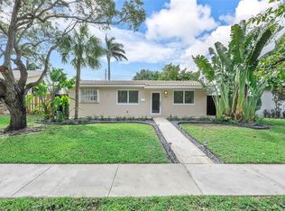 828 Johnson St, Hollywood, FL 33019