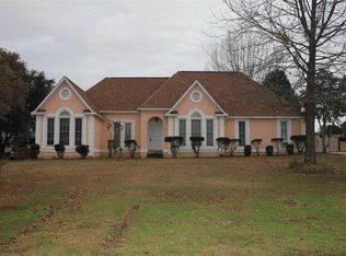 126 Salem Dr, Bonaire, GA 31005