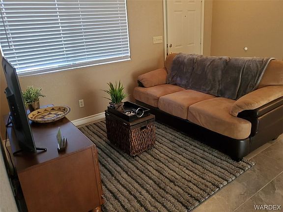 2nd image of 6519 S Oleander Way