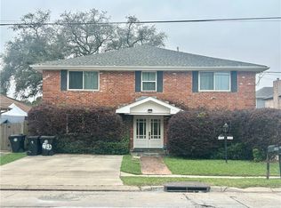 6182 Pontchartrain Blvd, New Orleans, LA 70124