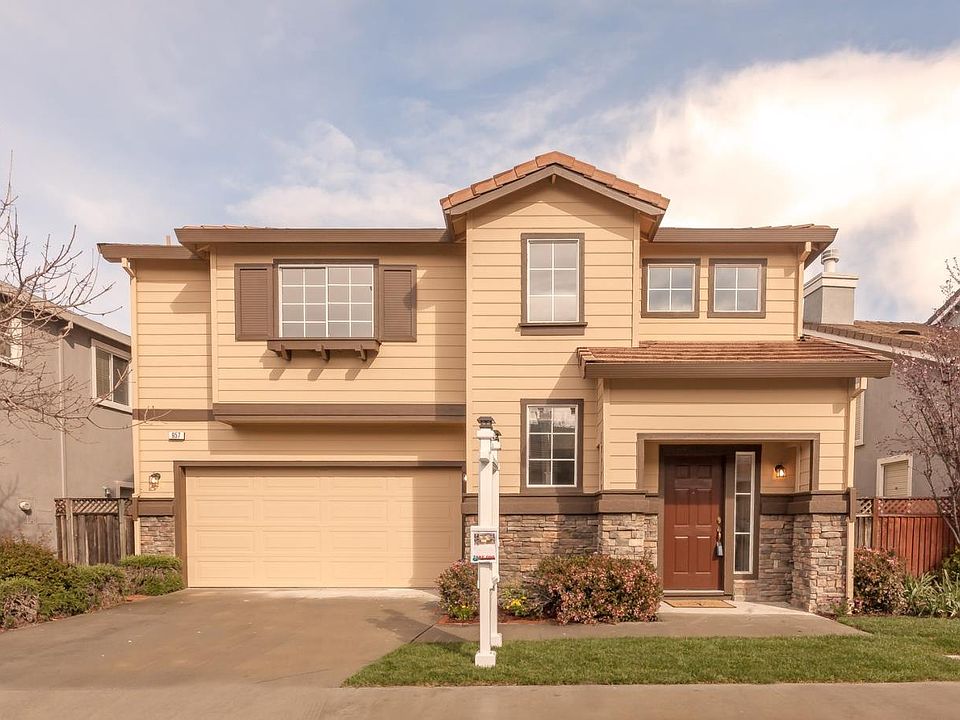1st image of 957 Windsor Hills Cir