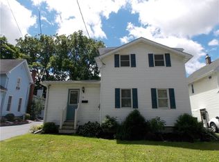6 Union St, Le Roy, NY