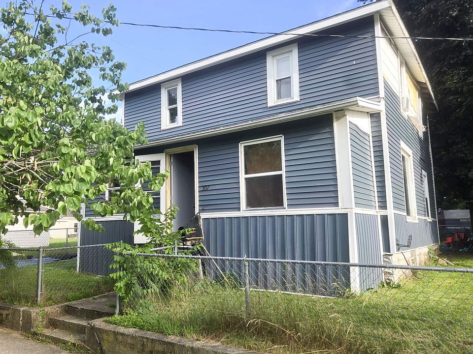 1st image of 307 Michigan St