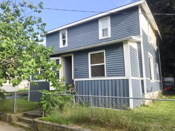 307 Michigan St, Three Rivers, MI 49093