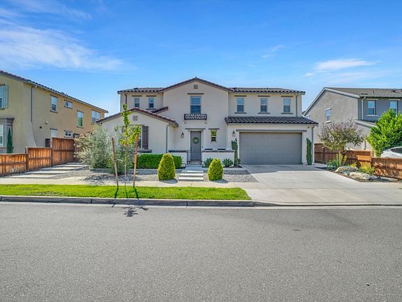 3rd image of 2325 Tori Way