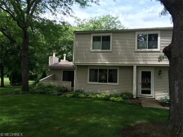 3162 Bay Landing Dr #34, Westlake, OH 44145