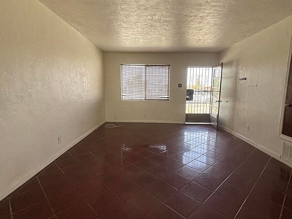 3rd image of 5306 Dalton Ave