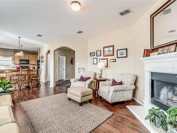 4th image of 10329 Trevino Ln