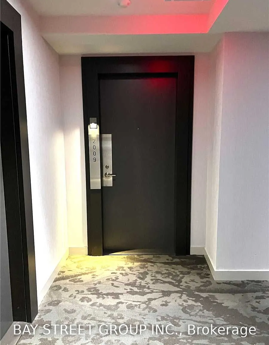 3 bed, $4,200 — Photo 3