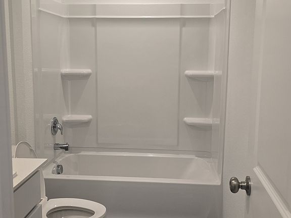 5th image of 3800 Selawik St