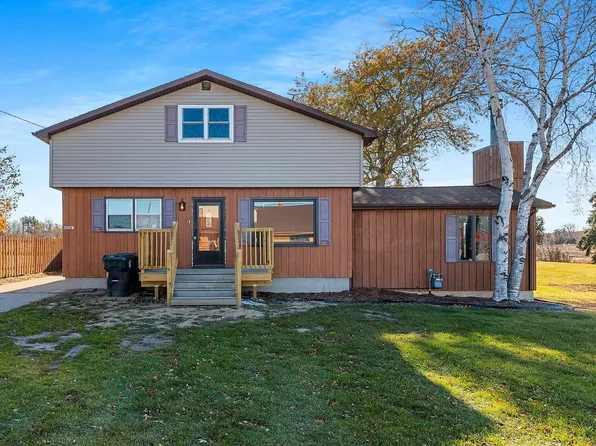 1254 County Highway Dk, Brussels, WI 54204