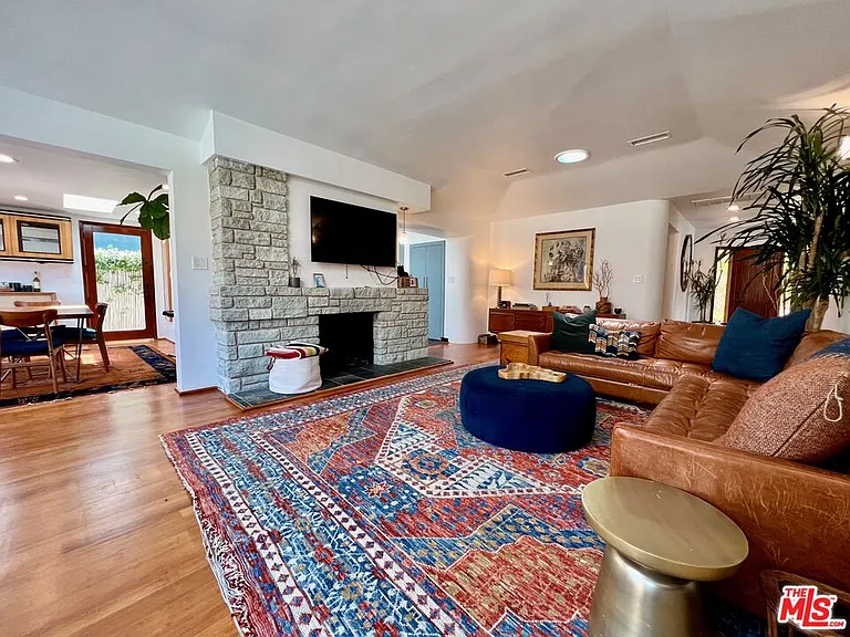 10327 Lorenzo Dr — Photo 11