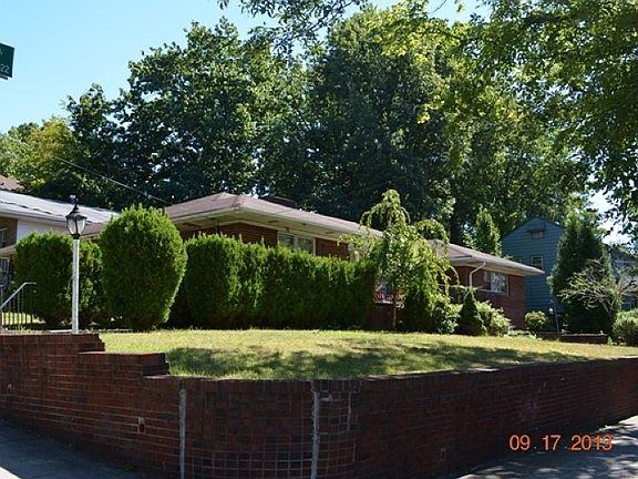 4th image of 76 Abington Ave
