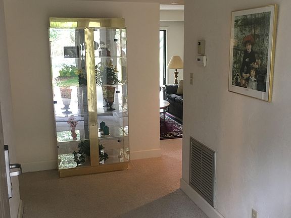 2nd image of 503 Maple Leaf Ct