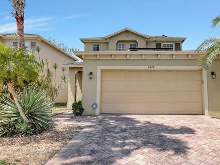 9322 Treasure Coast St — Photo 6