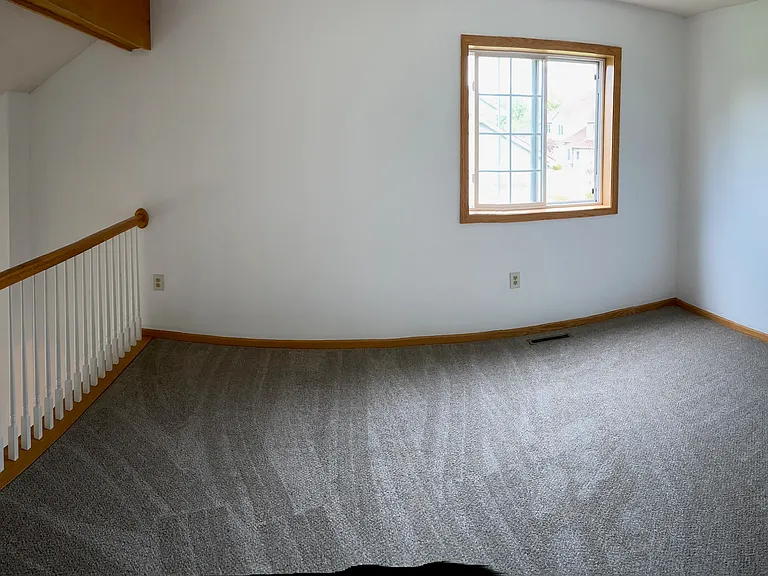 2336 Oakridge Cir — Photo 26