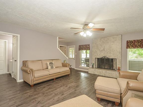 5th image of 14602 Honeycomb Ln