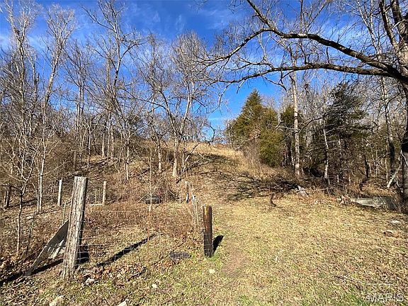2nd image of 594 County Road 873