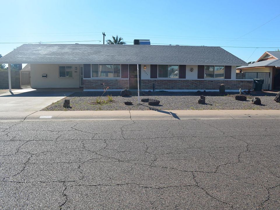 1st image of 3747 W Belmont Ave