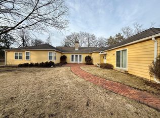 1040 Mayowood Rd SW, Rochester, MN 55902