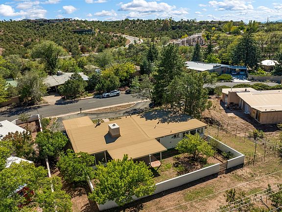 4th image of 112 Valley Dr